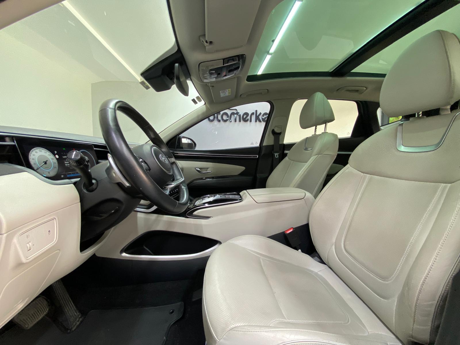 HYUNDAI TUCSON 17